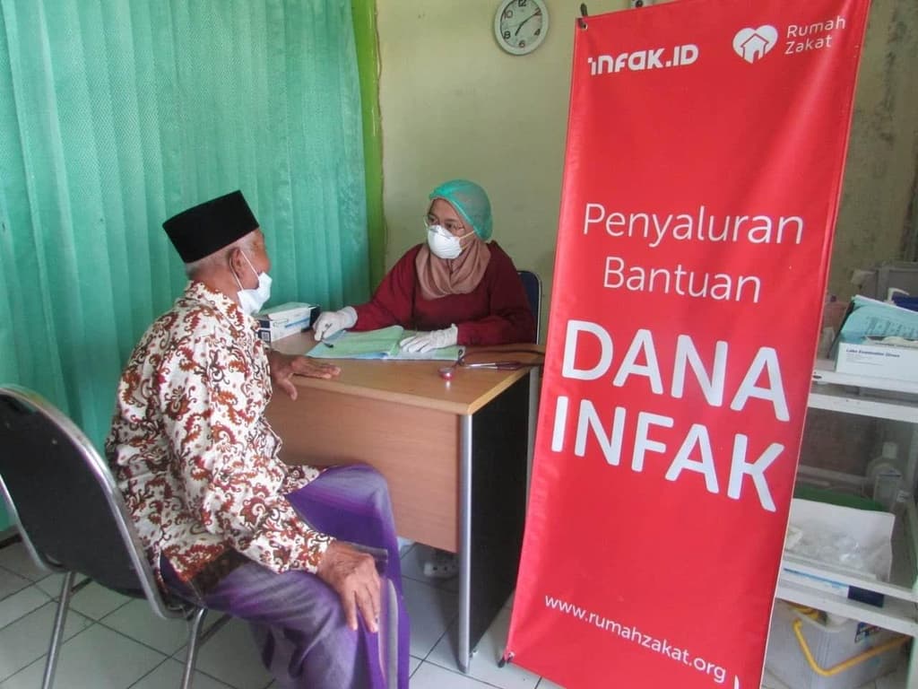 PEMERIKSAAN KESEHATAN GRATIS UNTUK PAK KADARJO