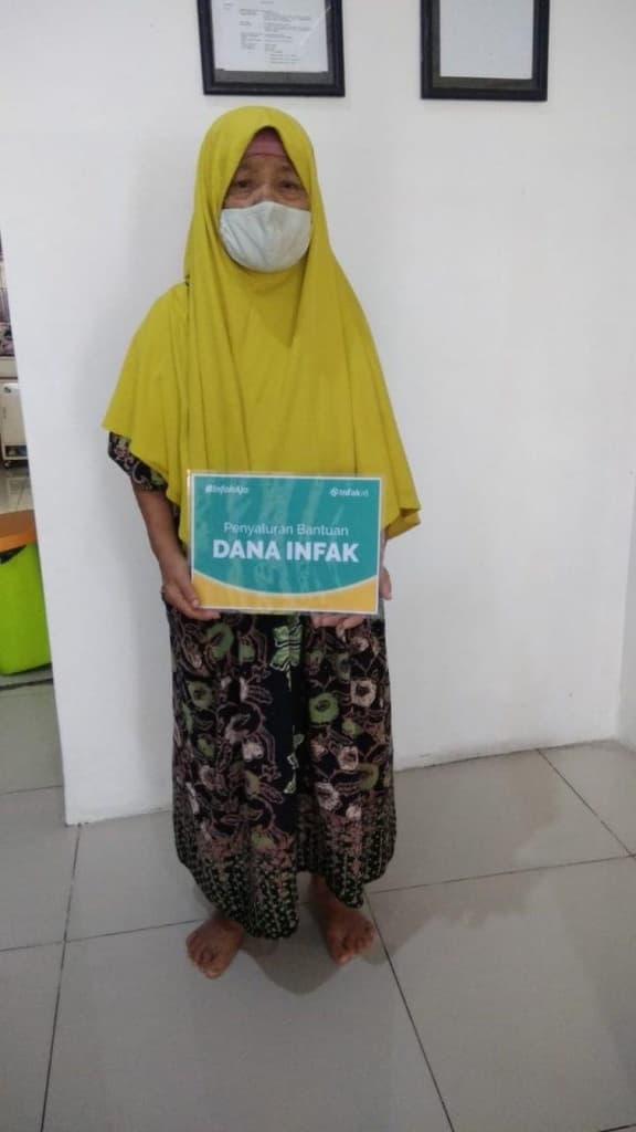 Pengobatan gratis untuk ibu Sani